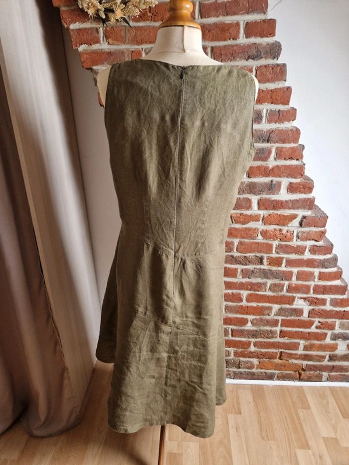 Robe kaki Garou 44 - photo numéro 4