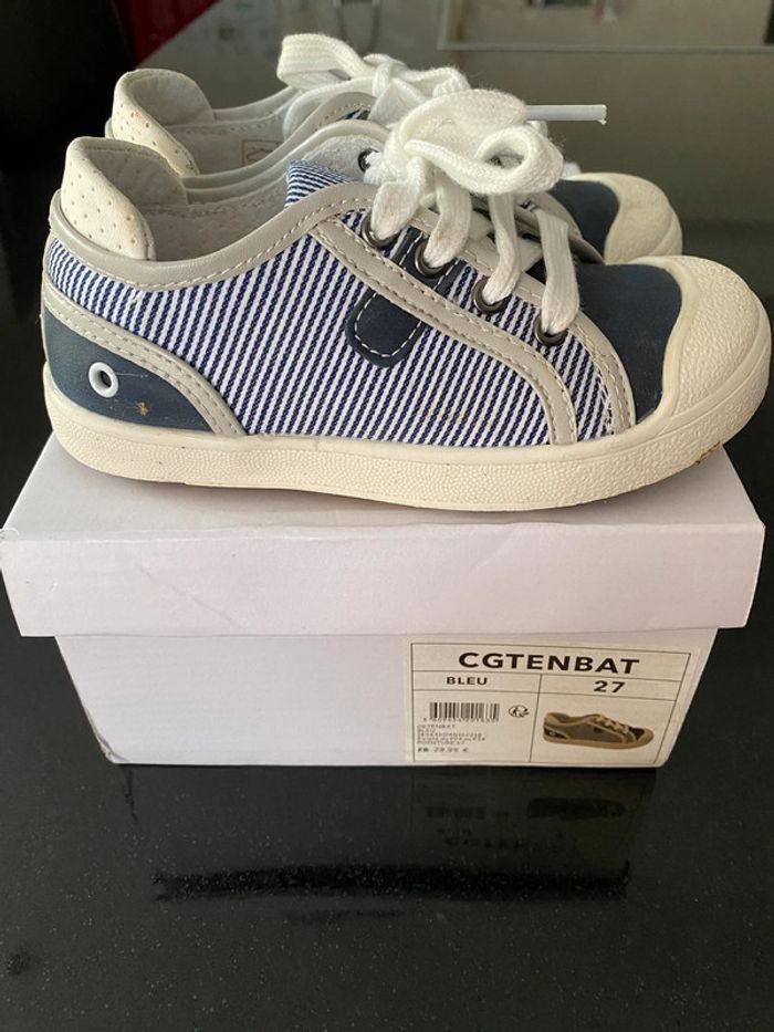 Chaussures dpam taille 27