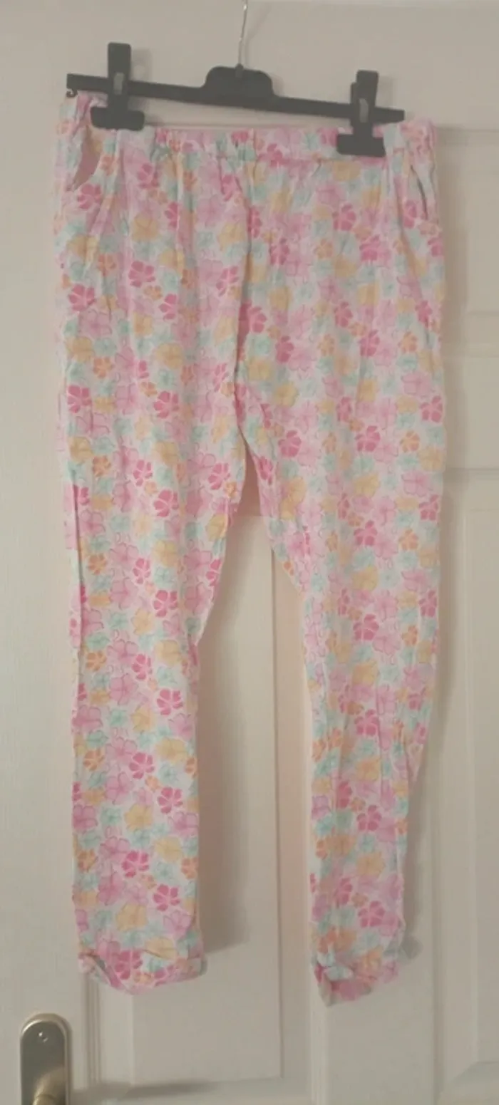 Pantalon léger fleuri