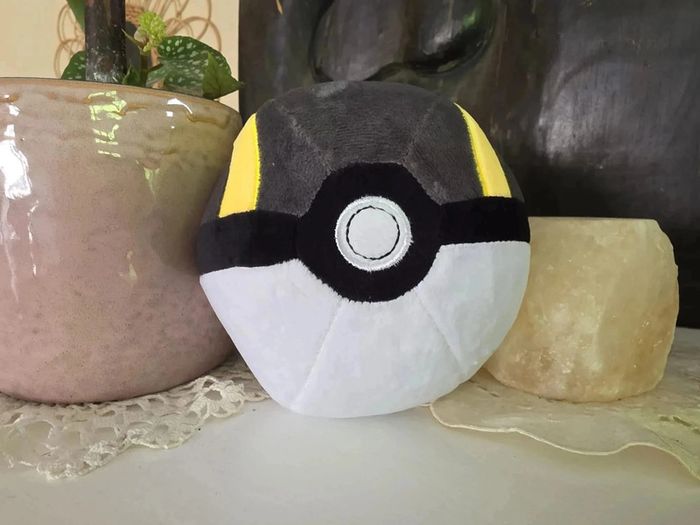 🟡 Hyper Ball Pokémon - Neuve - Idéale cosplay, déco, cadeau fan - 12 cm - photo numéro 2