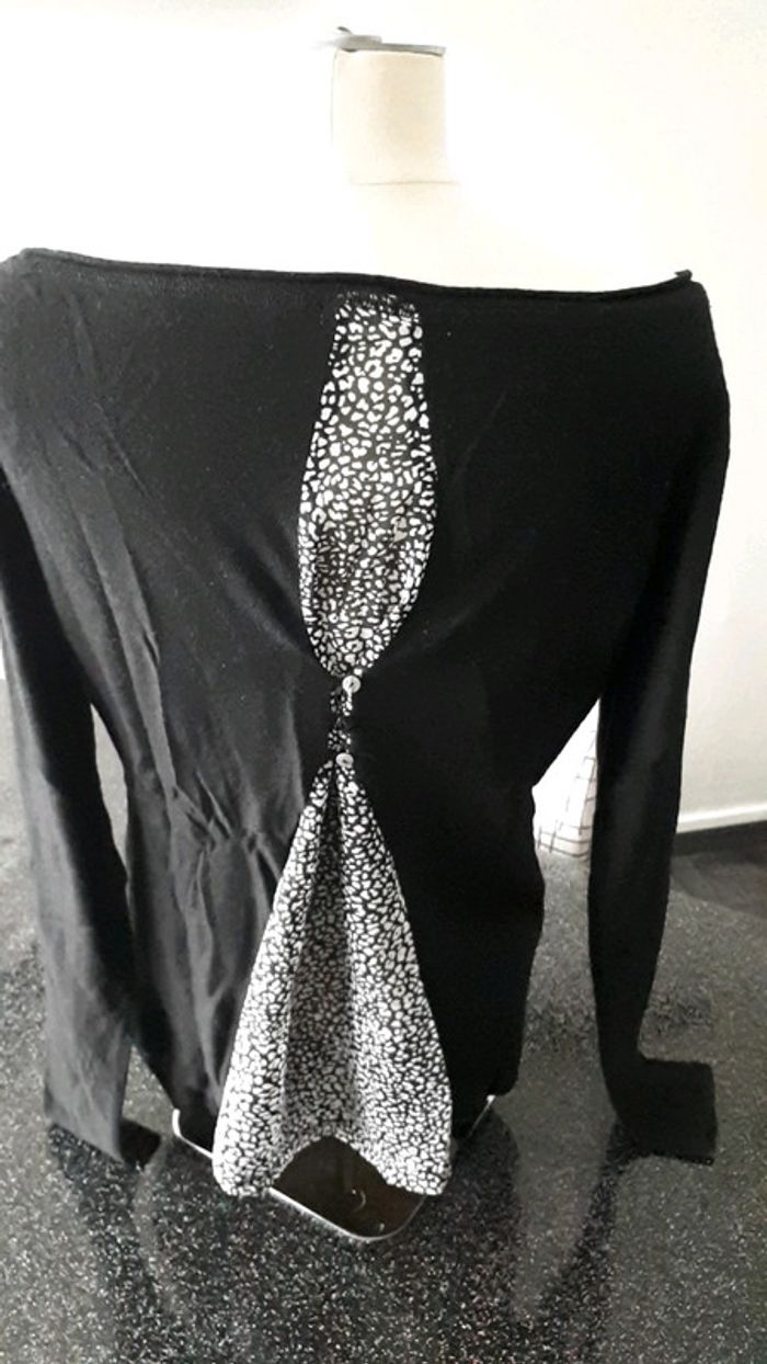 Haut ddp T S dos panthere noir et blanc