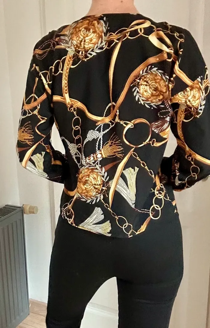 Blouse noire manches longues motif jaune moutarde T36 (S) - photo numéro 3