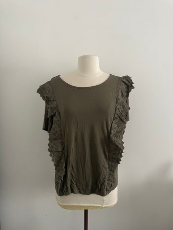 🌸T-shirt manches courtes kaki à volant Promod taille 40🌸