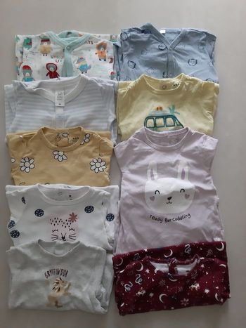 Lot de 9 neufs pyjamas 3 mois