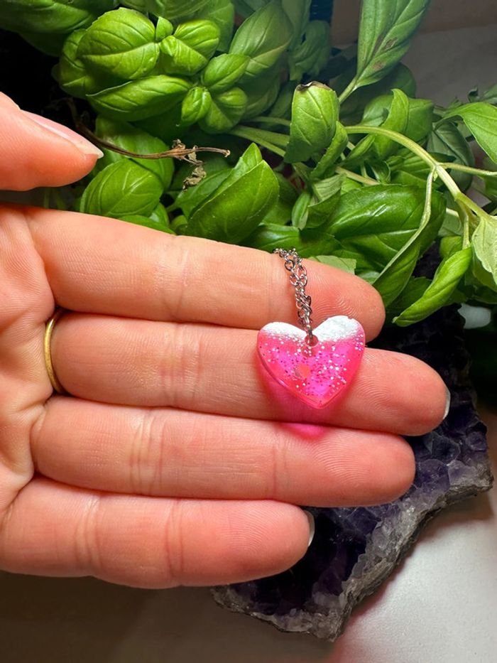 Petit pendentif coeur rose - photo numéro 2