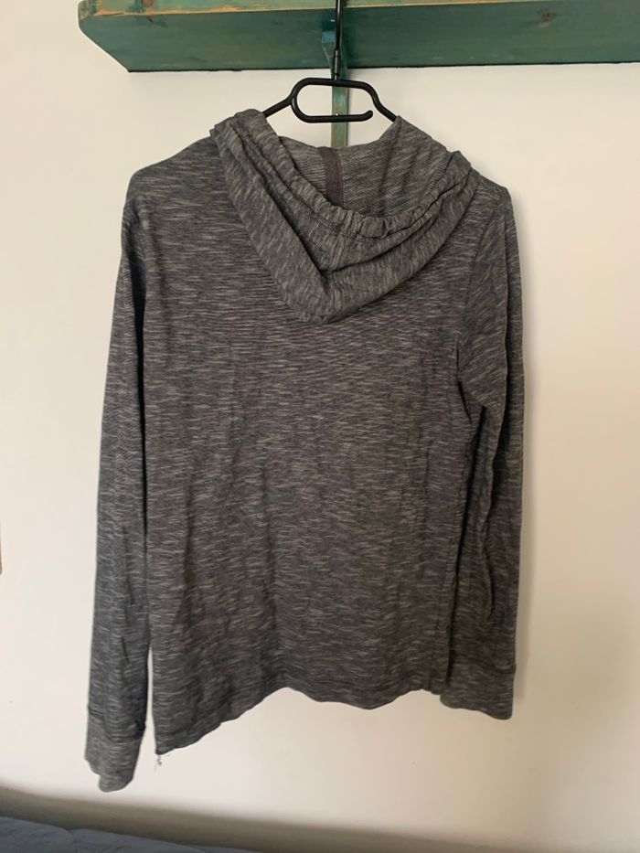 Haut à capuche - photo numéro 2