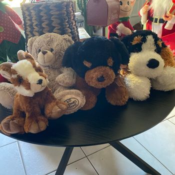 Lot peluches chiens