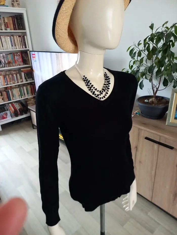 Pull noir femme S - photo numéro 2