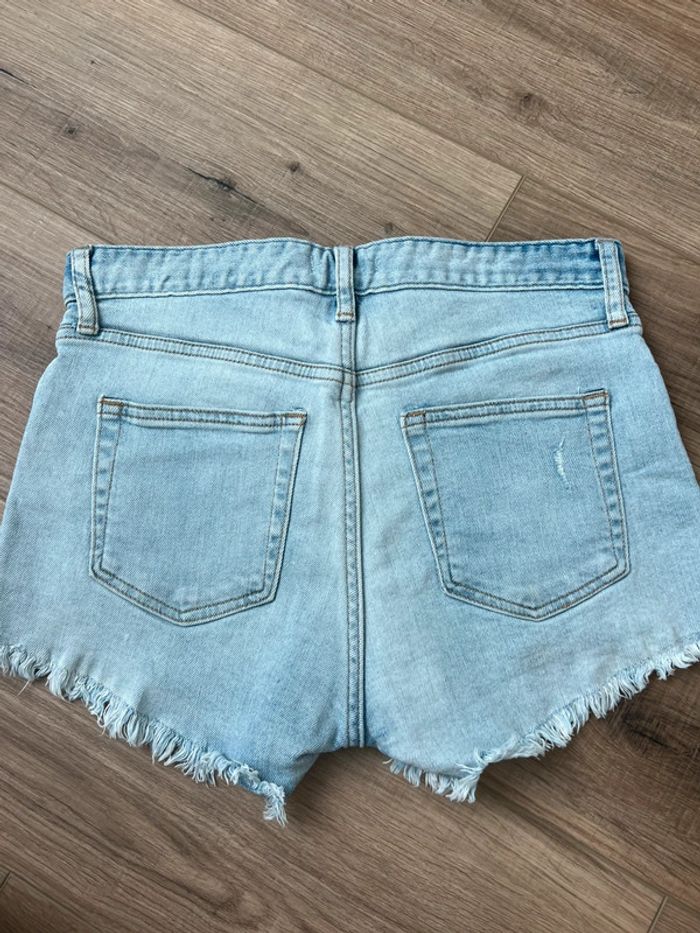 Mini short en jean H&M - photo numéro 2