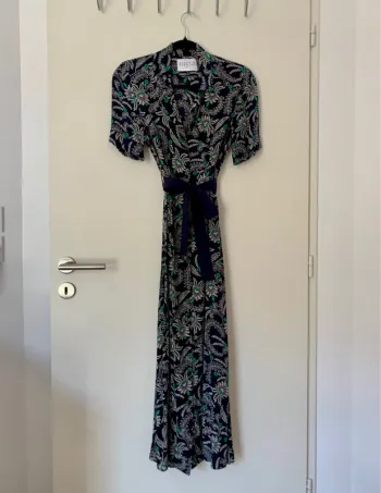 Robe chemise longue avec ceinture Claudie Pierlot taille 34/36
