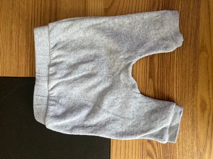 pantalon jogging gris - photo numéro 3