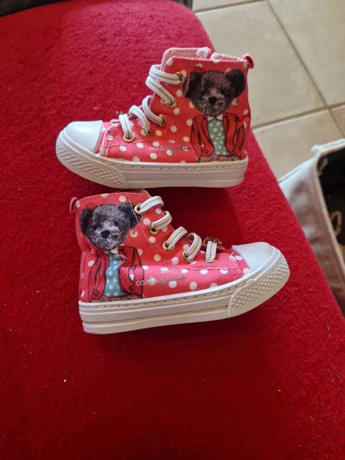 Très jolies chaussures