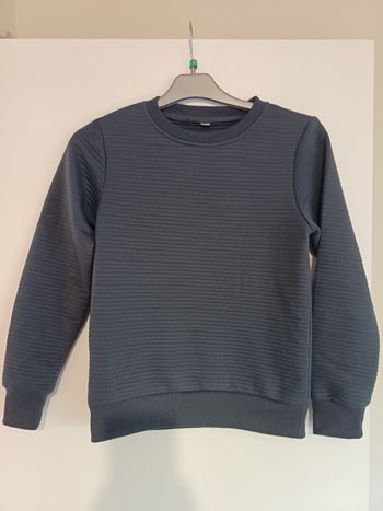 Pull bleu 