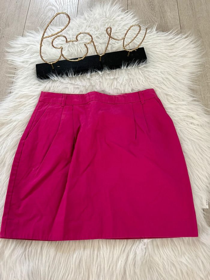 Très belle jupe rose 🥰 taille 38 H&M