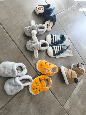 Chaussures/chausson bébé 