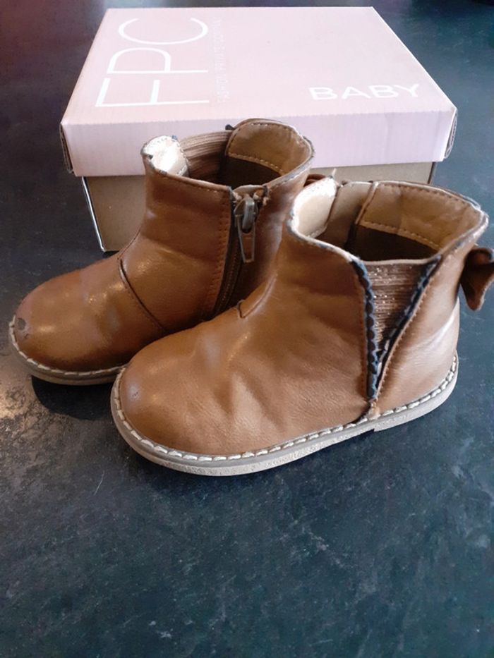 Bottines fille marron pointure 23 - photo numéro 2