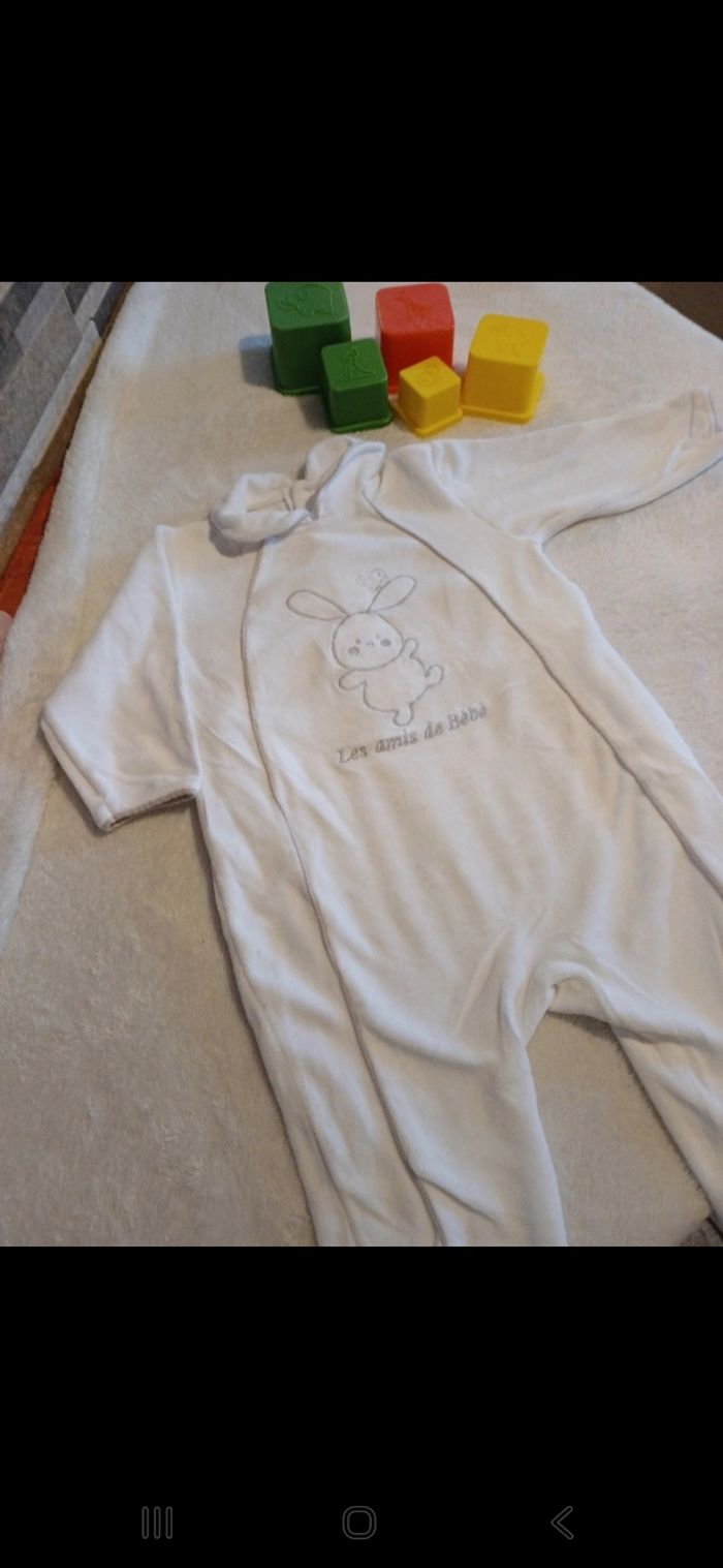 Pyjama bébé taille 18 mois