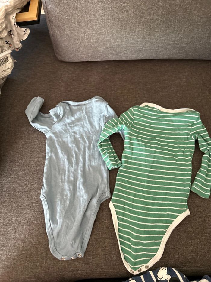 Lot 2 body plus T-shirt offert - photo numéro 2