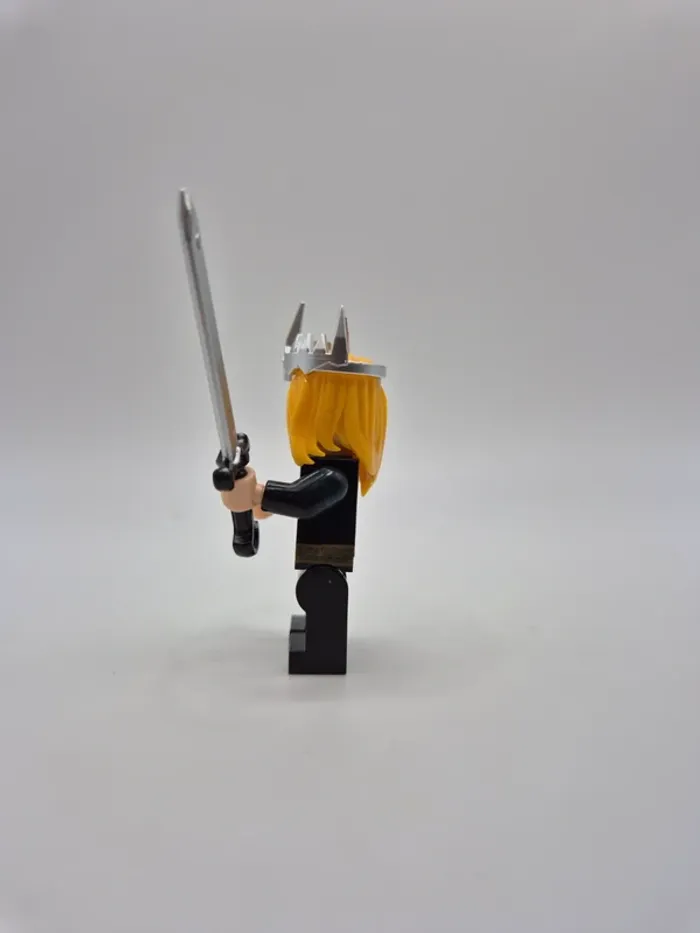Figurine type lego Sauron seigneur des anneaux / hobbit - photo numéro 2