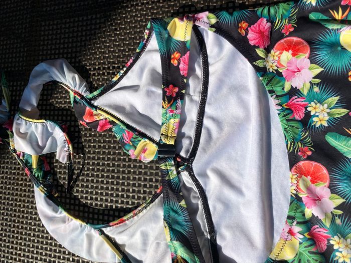 Magnifique Maillot de bain 🩱 une pièce Lola 40 - photo numéro 9