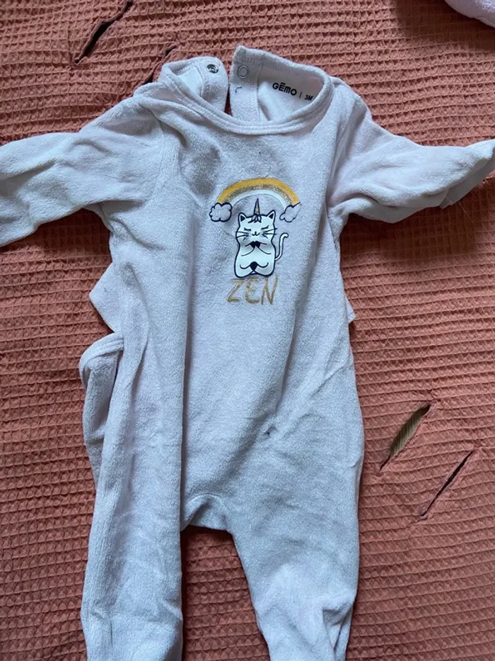 Lot pyjamas velours 3 mois - photo numéro 5
