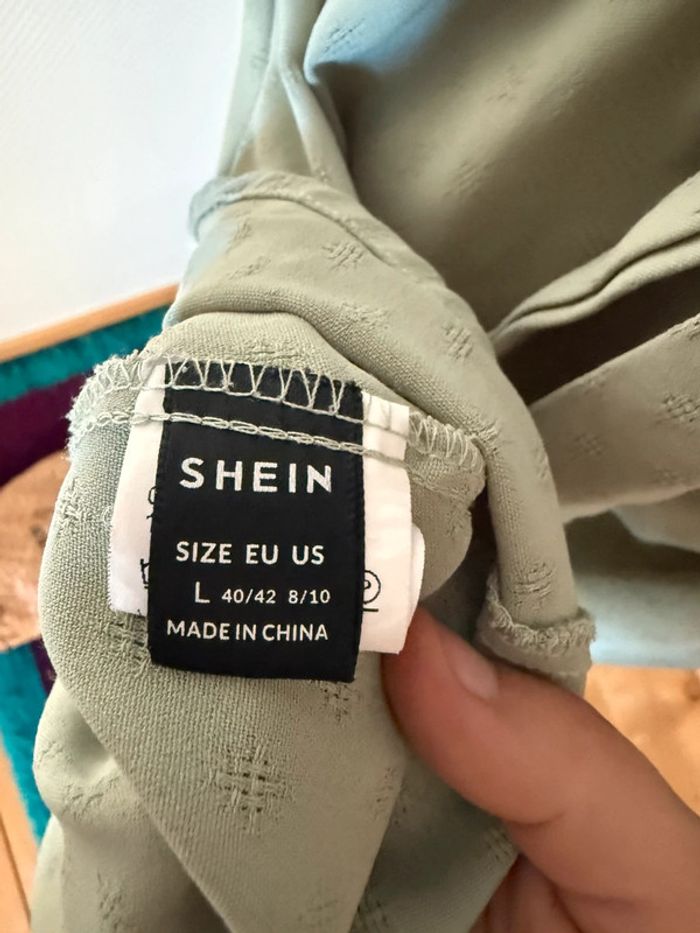 Robe verte en très bon état taille L Shein - photo numéro 7