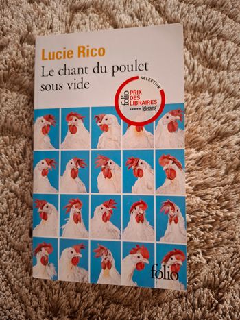 Roman Le chant du poulet sous vide de Lucie Rico en très bon état