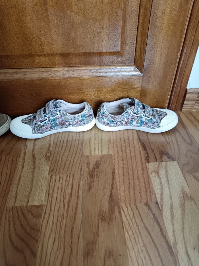 Lot 29 Vertbaudet boots cuir et baskets - photo numéro 4