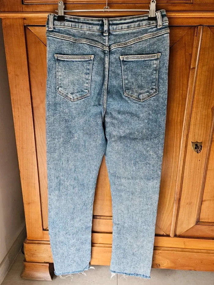 Jeans kiabi simple taille M - photo numéro 5