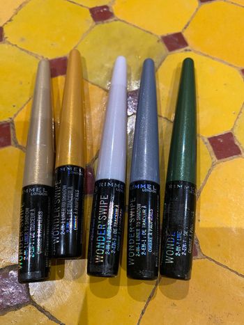 Eye liner couleur