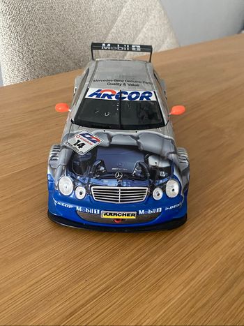 Mercedes Benz CLK  DTM 1/18  année 2000