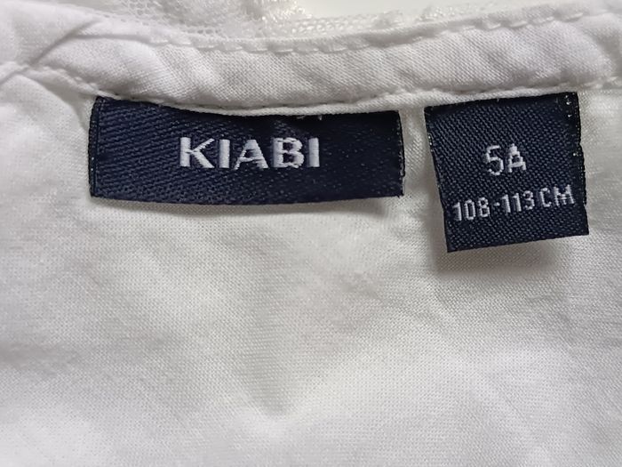 Jolie robe blanche sans manche de cérémonie - photo numéro 9