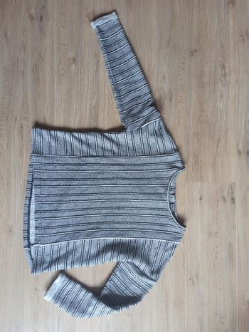 Pull fin rayé noir blanc gris galerie Lafayette 16 ans