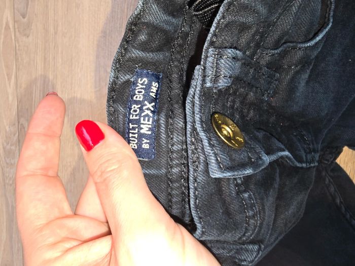 Jean noir - photo numéro 3