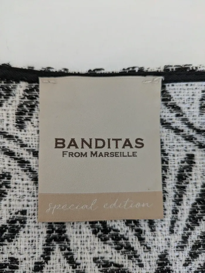 Veste longue - Banditas from Marseille - taille unique - photo numéro 4