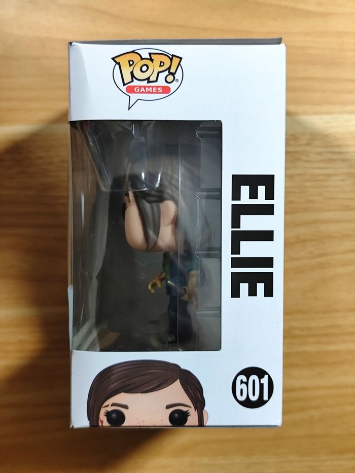 Lot De 2 Funko Pop! Games - Joel 620 & Ellie 601 (The Last of Us / PlayStation) - photo numéro 7
