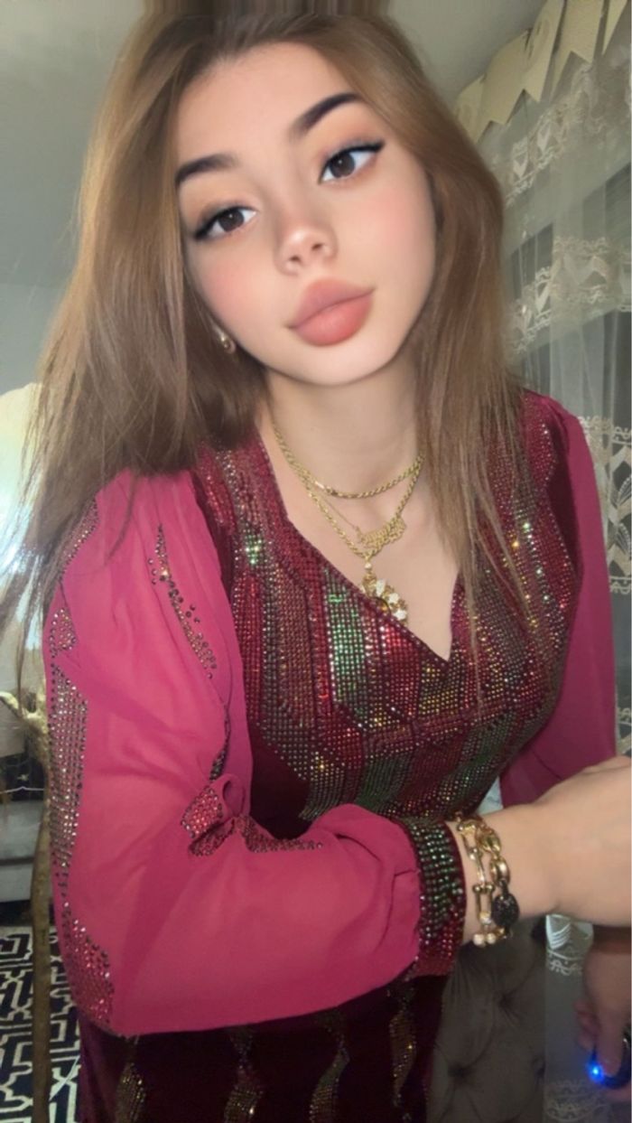 Robe disponible - photo numéro 3