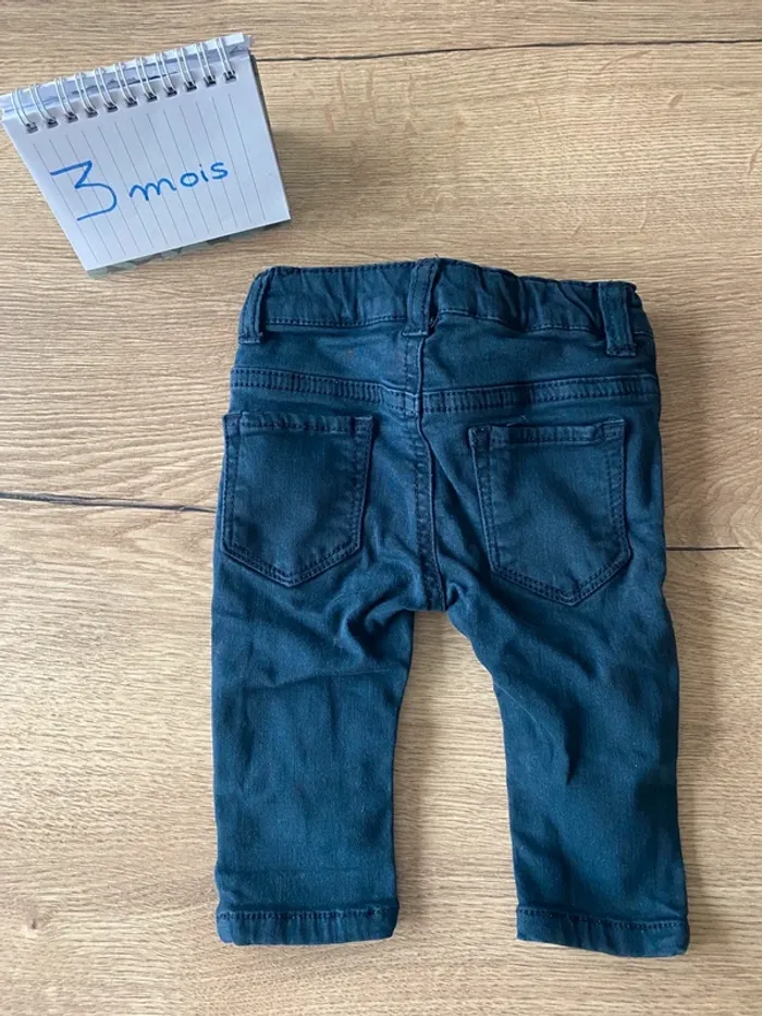 Jeans 3 mois - photo numéro 2