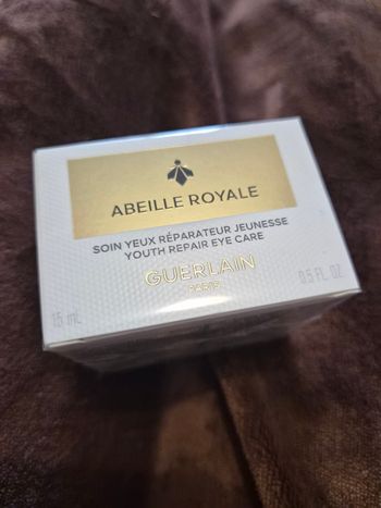 Soin yeux réparateur jeunesse Abeille royale de Guerlain 