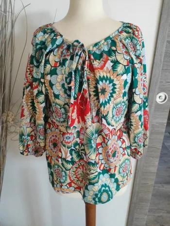 Blouse Fleurie bohème S neuve