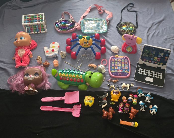 Lot de jouets