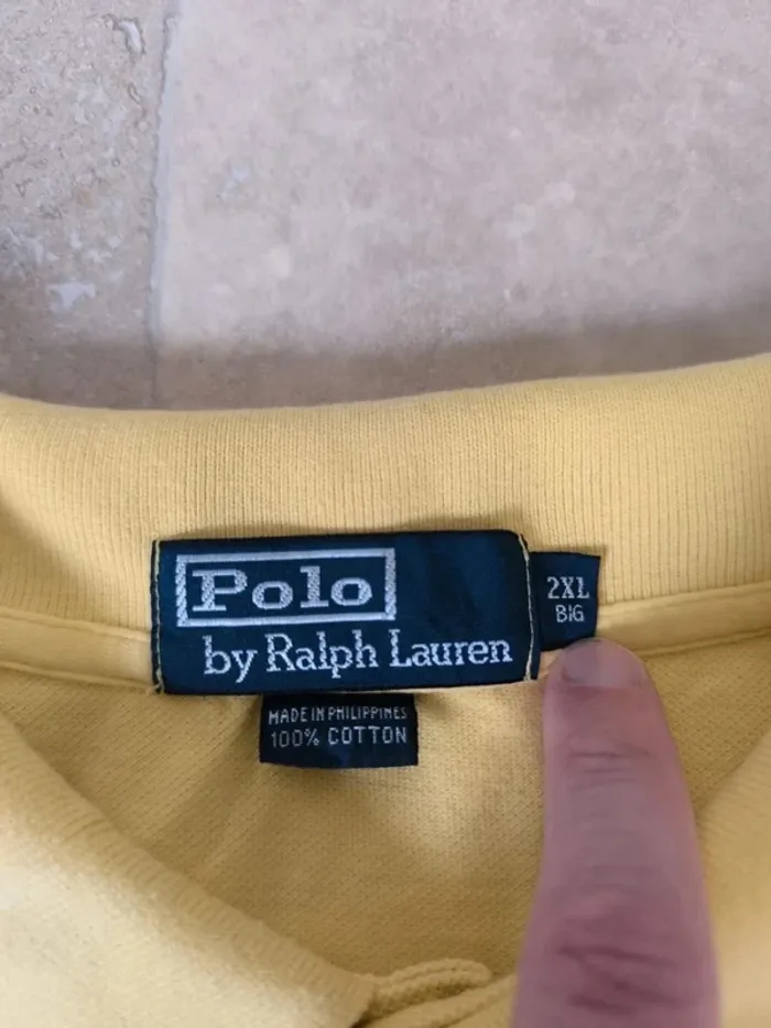 Polo Ralph Lauren homme 2XB jaune logo marine état moyen - photo numéro 3
