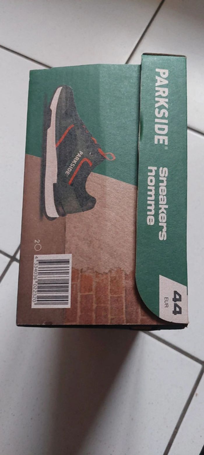 Sneakers baskets Parkside
neuves taille 44 - photo numéro 11