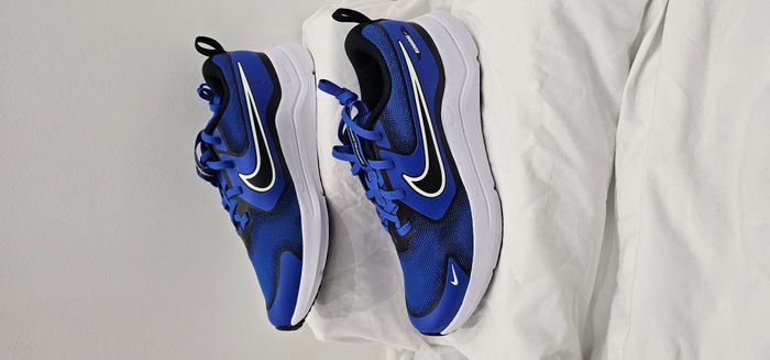Baskets de running Nike Cosmic Runner taille 40 - photo numéro 4
