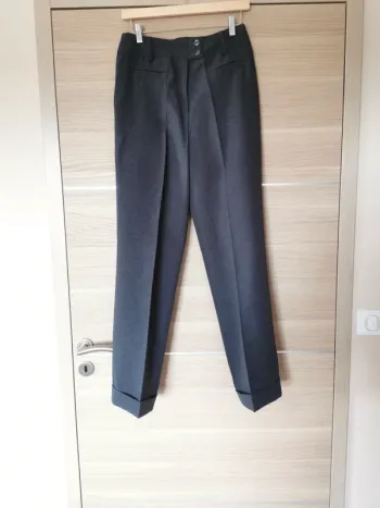 Pantalon new look taille 40