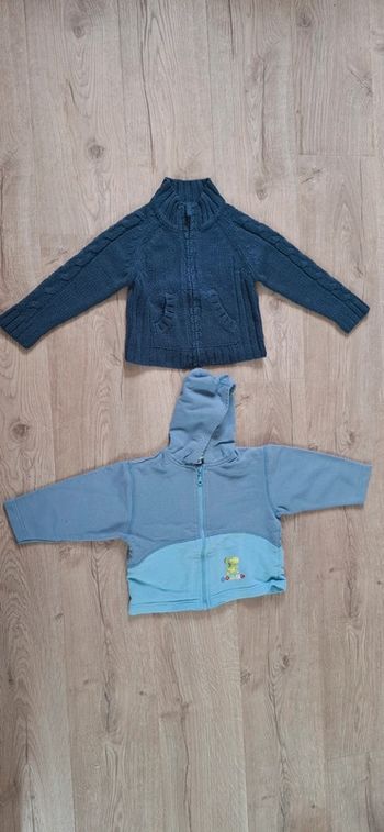 Lot de 2 gilets 4ans