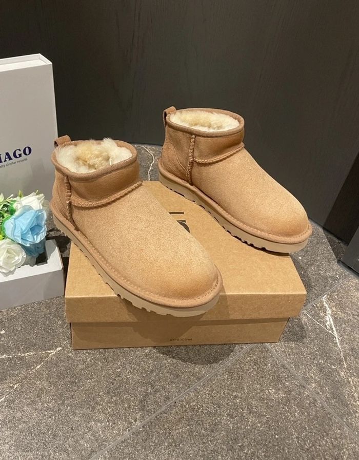Ugg Ultra Mini Taille 37