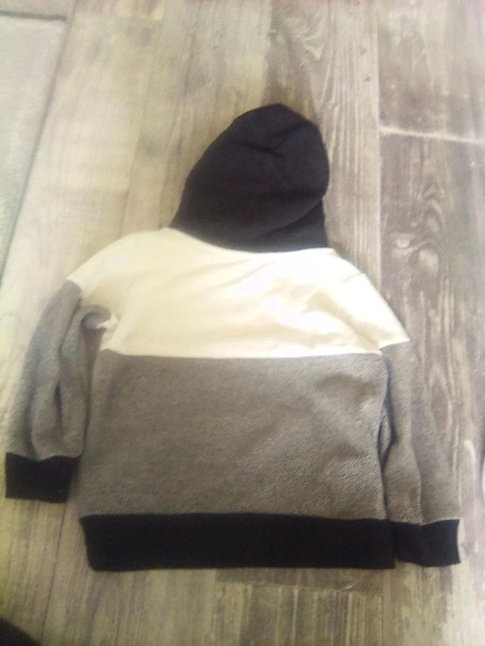 Pull garçon - photo numéro 2