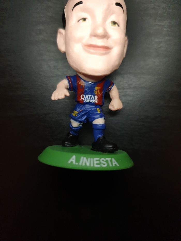 Figurine "Iniesta" - photo numéro 4