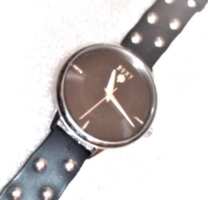 Montre ROXY "Avenue" - photo numéro 2